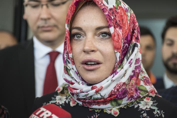 Lindsay Lohan "nagytakarítást" végzett az Instagramján és szimpatizál az iszlámmal