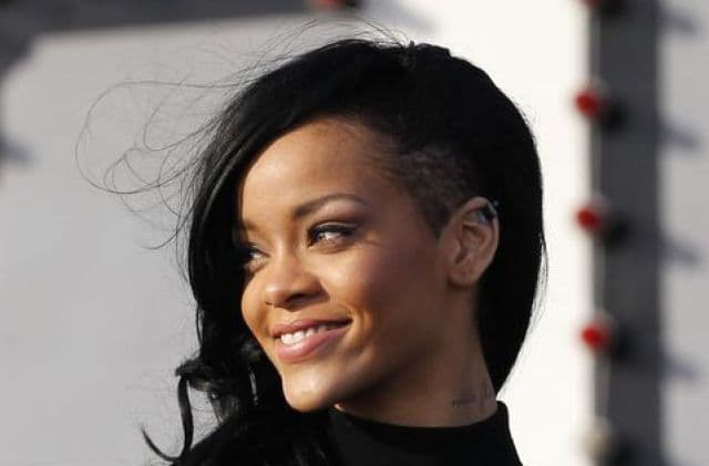 Rihanna lett az év emberbarátja