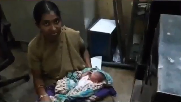 Megszoptatott egy elhagyott kisbabát a rendőrnő