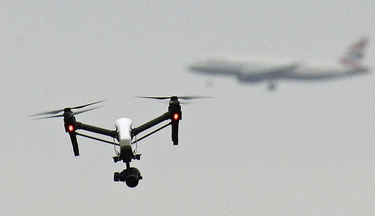 Drónokat vásárolhatott dzsihadisták számára egy férfi Dániában
