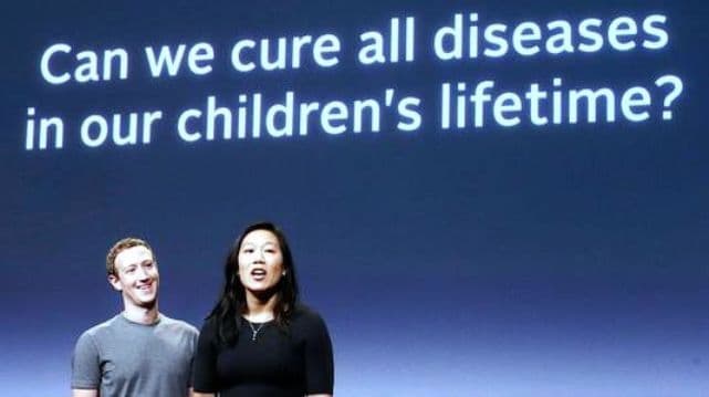 Mark Zuckerberg kezdetnek 3 milliárd dollárt ajánlott fel az emberiség meggyógyítására!