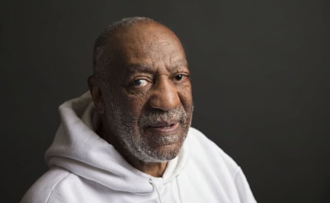 Visszatért a színpadra a nemi erőszakkal gyanúsított Bill Cosby