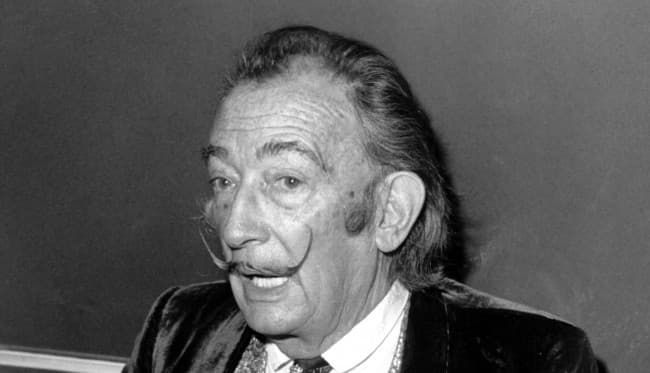 Felnyitották Salvador Dalí kriptáját, hogy DNS-mintát vegyenek