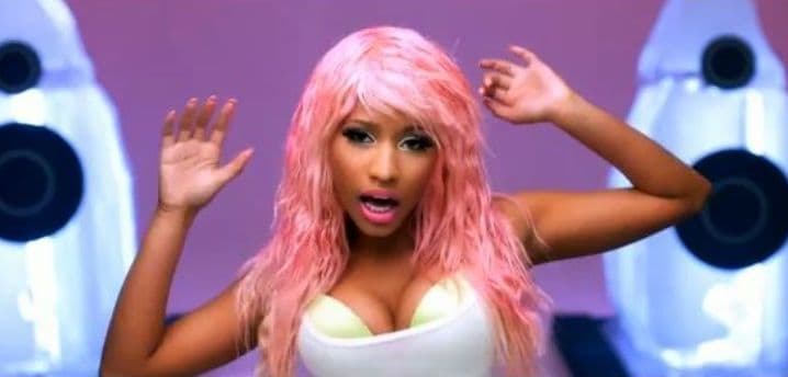 Nicki Minaj címlapfotója eléggé pikánsra sikeredett 18+