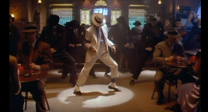 Végre megfejtették Michael Jackson táncmozdulatának titkát!