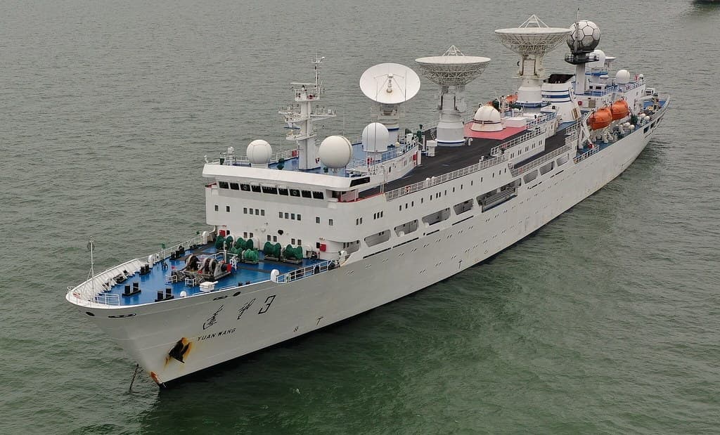 Amerika és India és óva intette, Srí Lanka mégis engedett kikötni egy kémhajónak tartott kínai kutatóhajót
