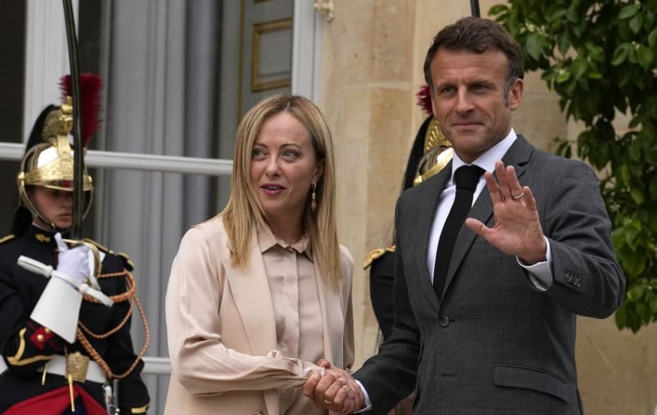 Giorgia Meloni és Emmanuel Macron a migrációról egyeztetett