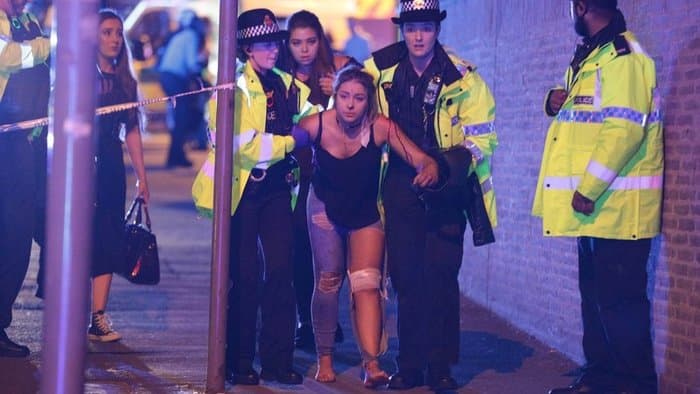 Manchesteri robbantás - Megemlékezéseket tartottak Nagy-Britanniában a merénylet első évfordulóján