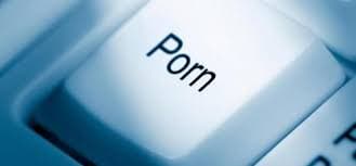 Különös mellékhatással járhat a pornónézés