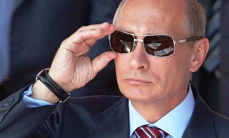 Putyin szeretné, ha a sajtó békén hagyná a gyerekeit és az unokáit