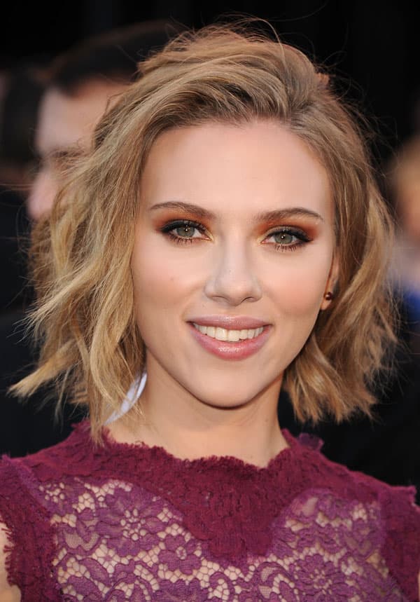 Pattogatott kukorciát árul Párizsban Scarlett Johansson