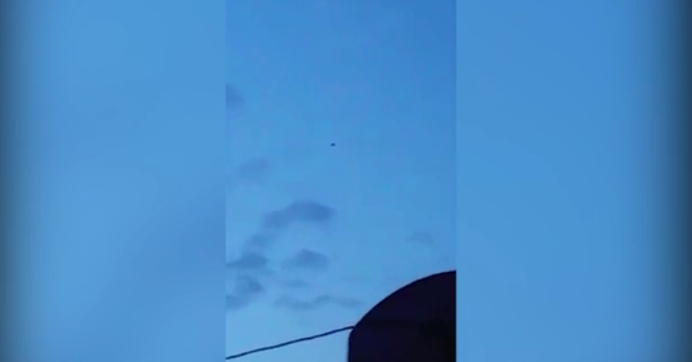 Ismeretlen repülő tárgyról készítettek felvételt - senki sem tudja, mi lehetett (videó)