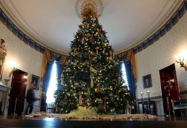 A Fehér Házban már feldíszítették a karácsonyfákat