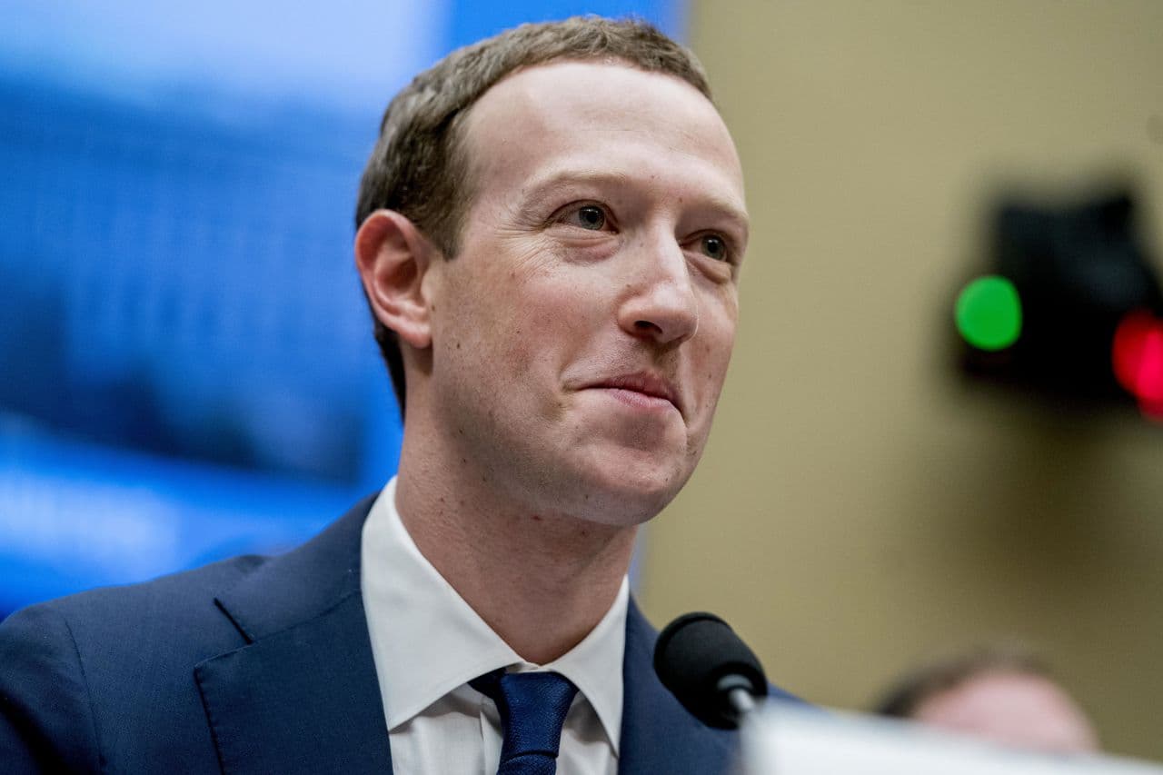 "Zuckerbergnek meg kell jelennie az Európai Parlamentben"