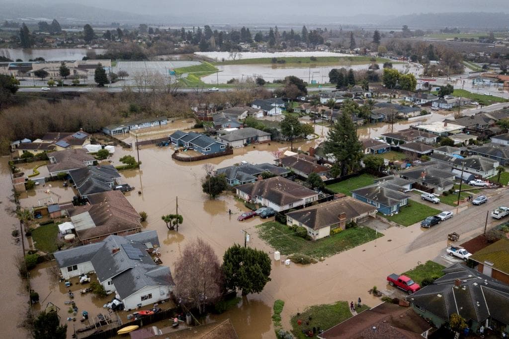 Biden jóváhagyta a katasztrófahelyzet kihirdetését Kalifornia államban