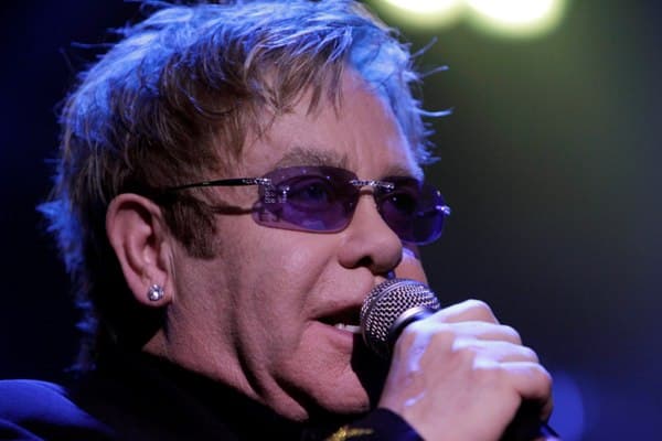 Elton John is megemlékezett a 20 éve elhunyt Diana hercegnőről