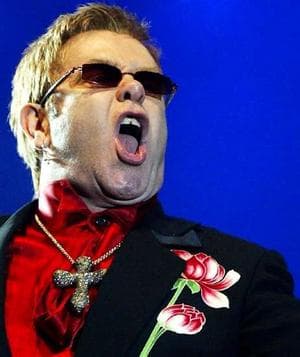 Elton John már csak egyvalamire készül, aztán visszavonul