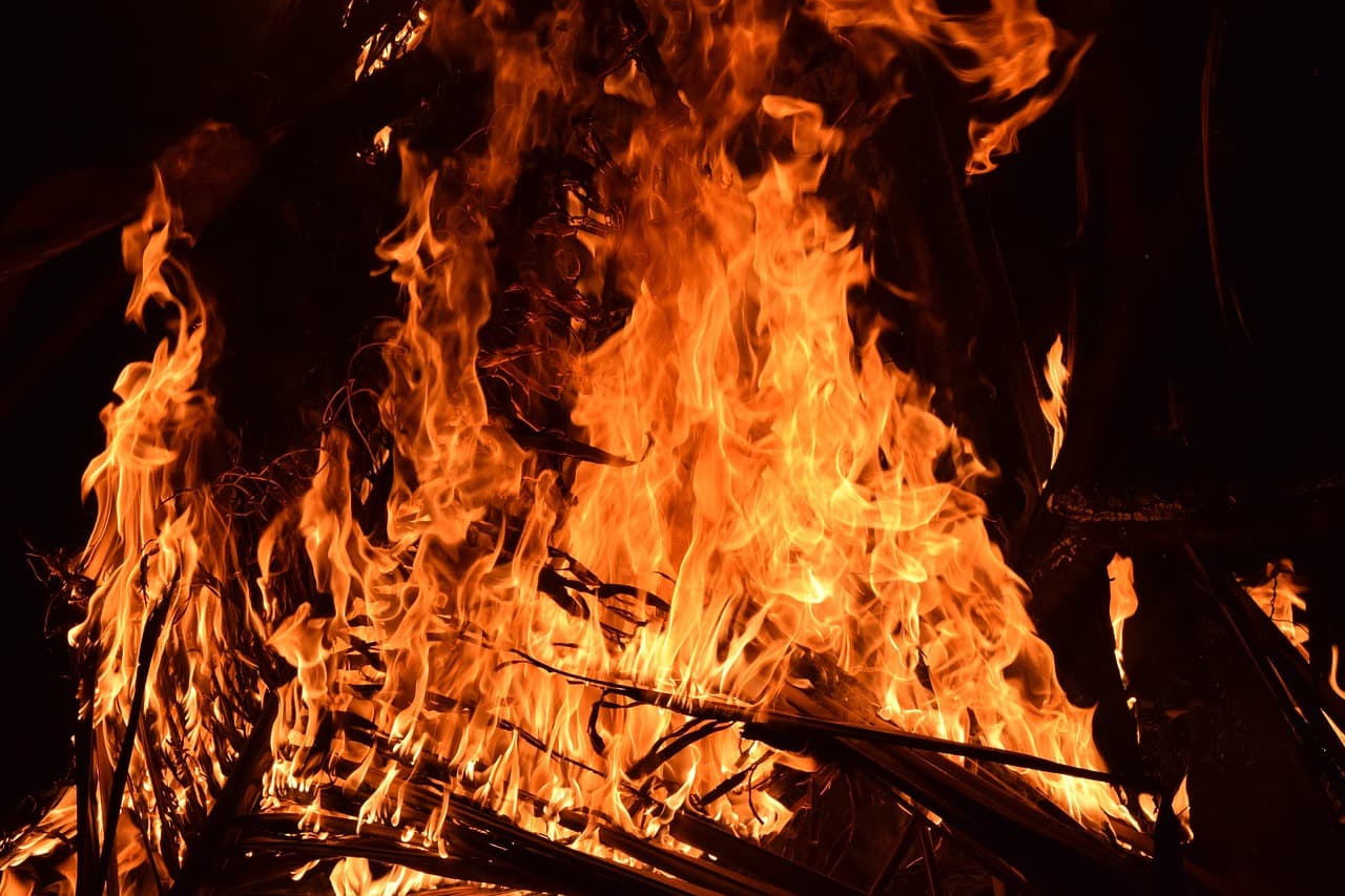 Tűz ütött ki egy vidámparkban Dél-Németországban