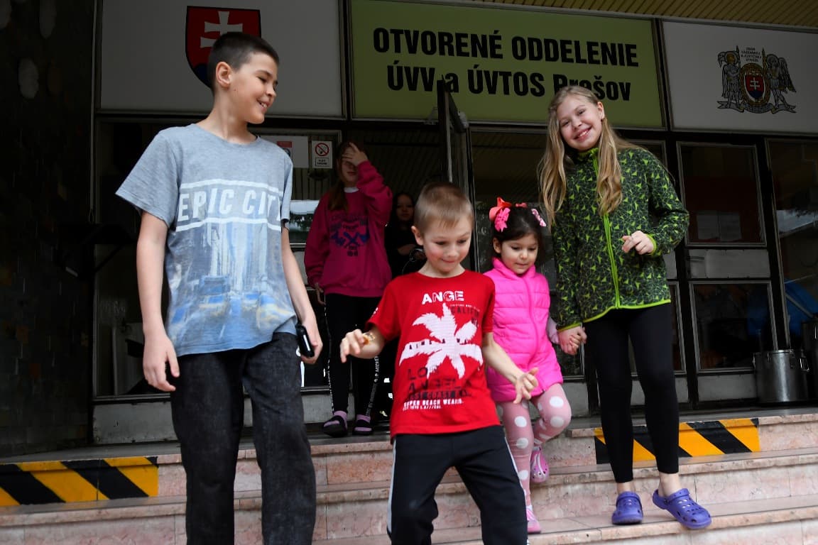 Így töltik a mindennapokat az egyik szlovákiai börtönben az Ukrajnából menekültek (FOTÓK)