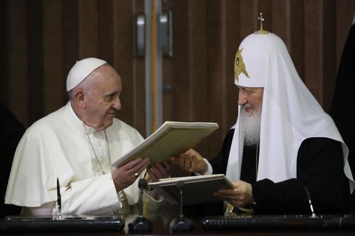Pozsonyban találkozhat a pápa Kirill pátriárkával