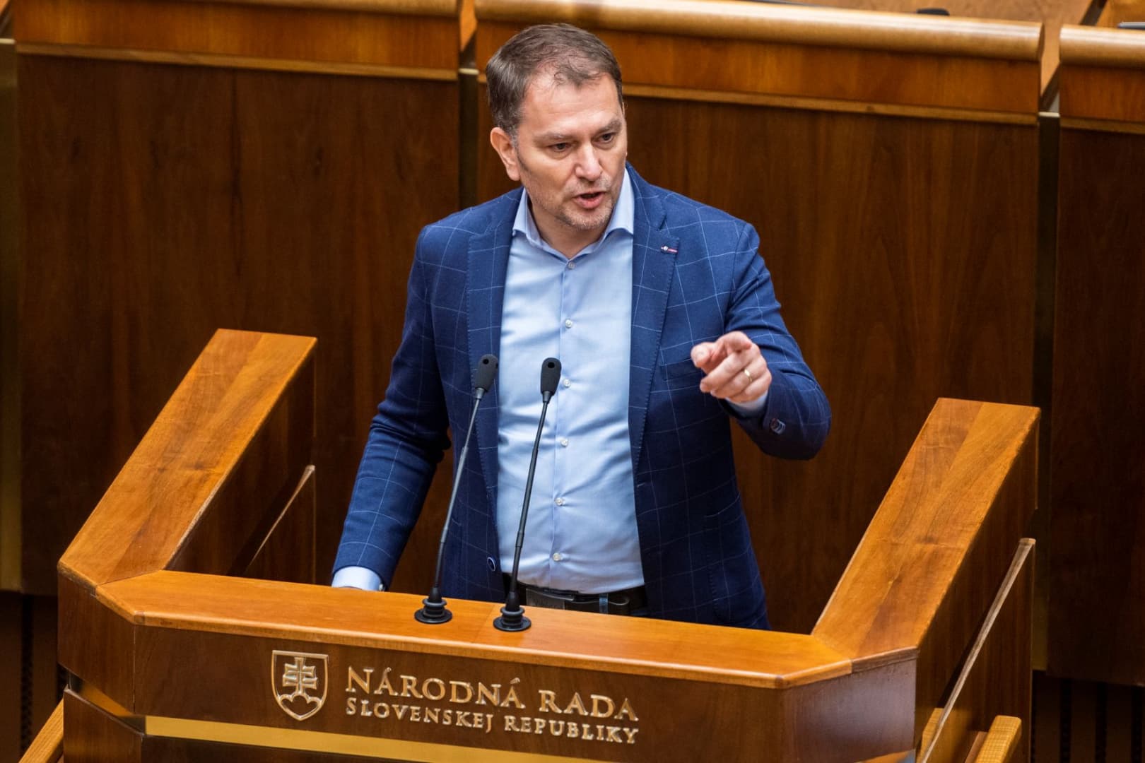 Matovič a vendéglőknek és Kollárnak áfacsökkentést, az önkormányzatoknak 300 millió eurót adna, csak legyen költségvetés