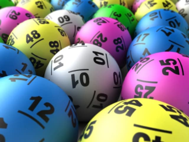 Sziget - Élő lottógolyóként lehet versenyezni a Szerencsejáték Zrt. pályáján