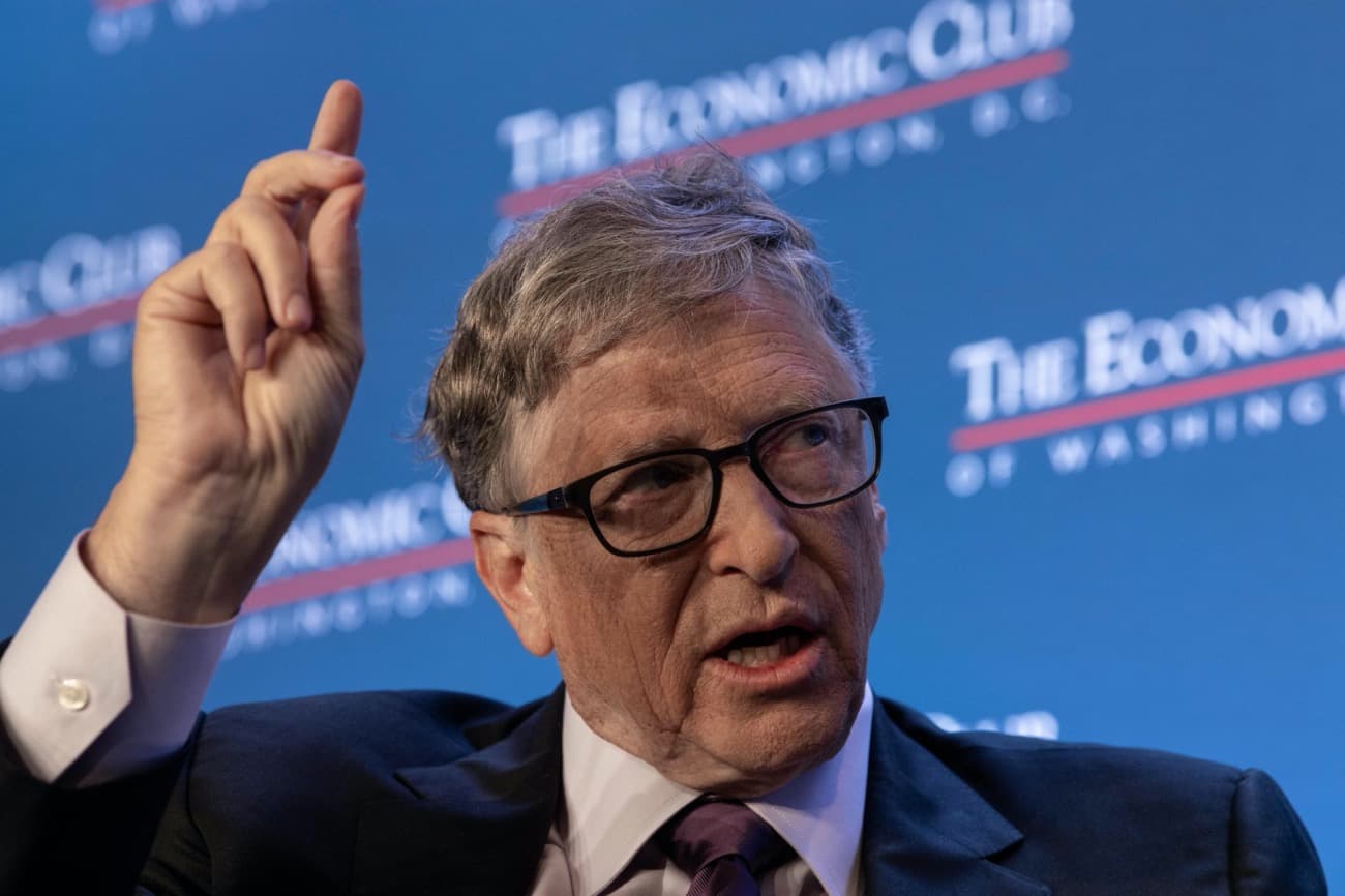Bill Gates: A koronavírus-gyógyszereket a rászorulóknak kell adni és nem annak, aki a legtöbbet ígér