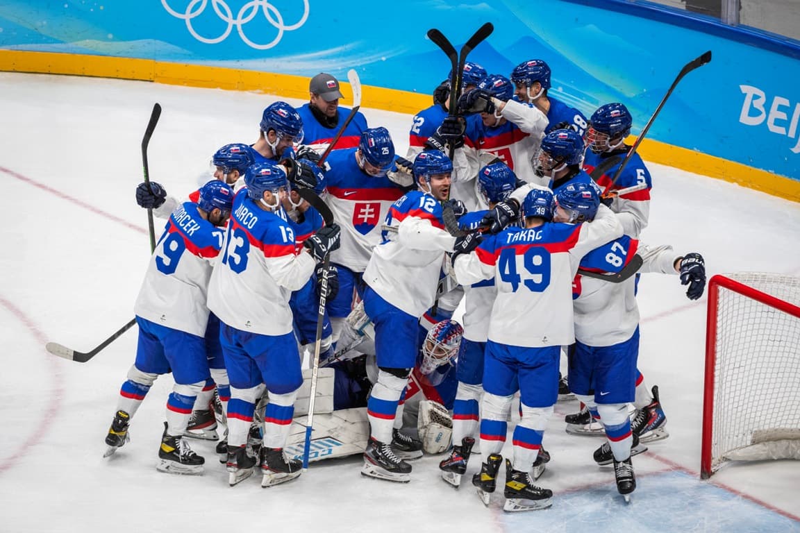 Peking 2022: Rávezetésekkel legyőzték az USA-t, elődöntőbe jutottak a szlovák hokisok!