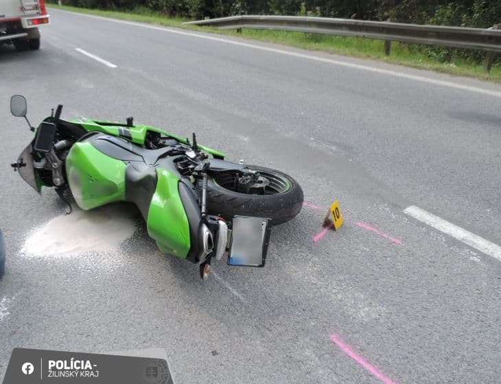 Szalagkorlátnak ütközött a motoros - nem élte túl a balesetet