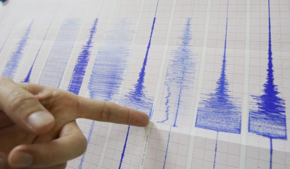 Nagy erejű földrengés rázta meg az Alaszkai-félszigetet