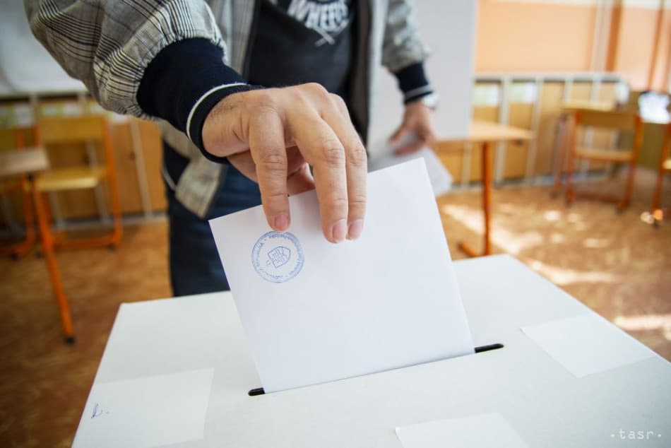A választók 59 százaléka akar májusban vagy júniusban előrehozott választásokat
