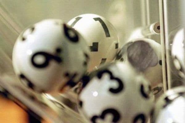 Valaki másfél milliárd forintot nyert – volt 5 találat a magyar lottón