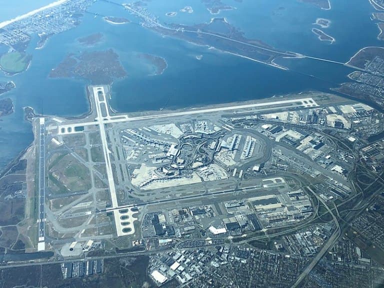 Luxushotelként nyílt meg újra a New York-i Kennedy repülőtér híres TWA terminálja