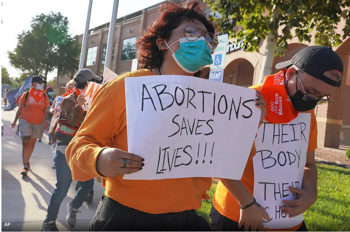 Érvényben marad az abortuszt a terhesség hatodik hetétől tiltó törvény Texasban