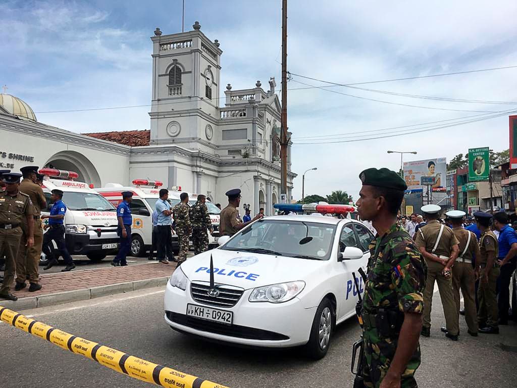 Merényletek Srí Lankán - Őrizetbe vettek egy terroristagyanús személyt