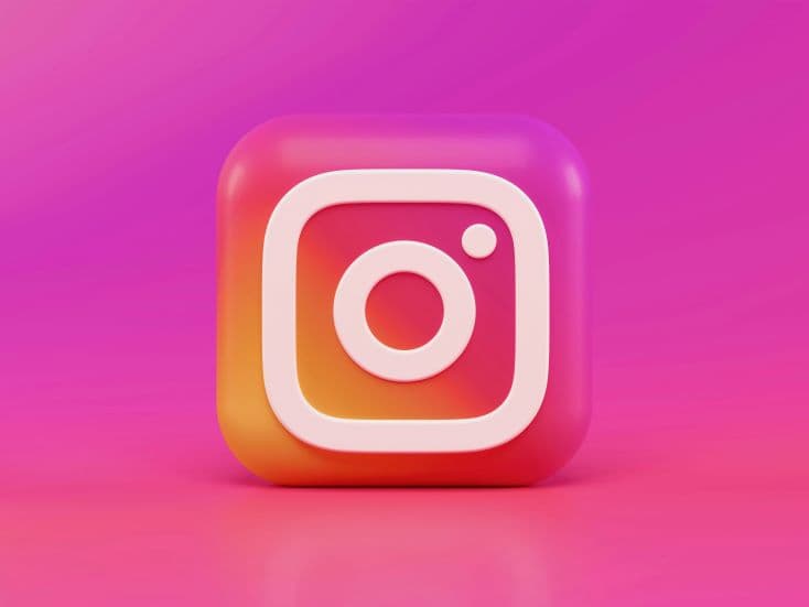Az Instagram"virtuális ellenőrök" segítségével akadályozza meg, hogy a kiskorúak meztelen fotókat küldhessenek egymásnak