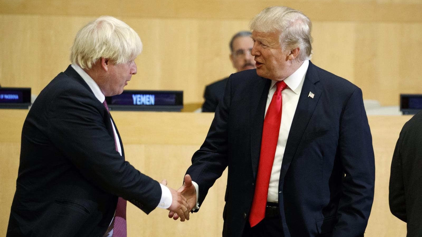Trump: "Nem akarok beavatkozni a brit választásokba, de Johnson nagyon alkalmas"