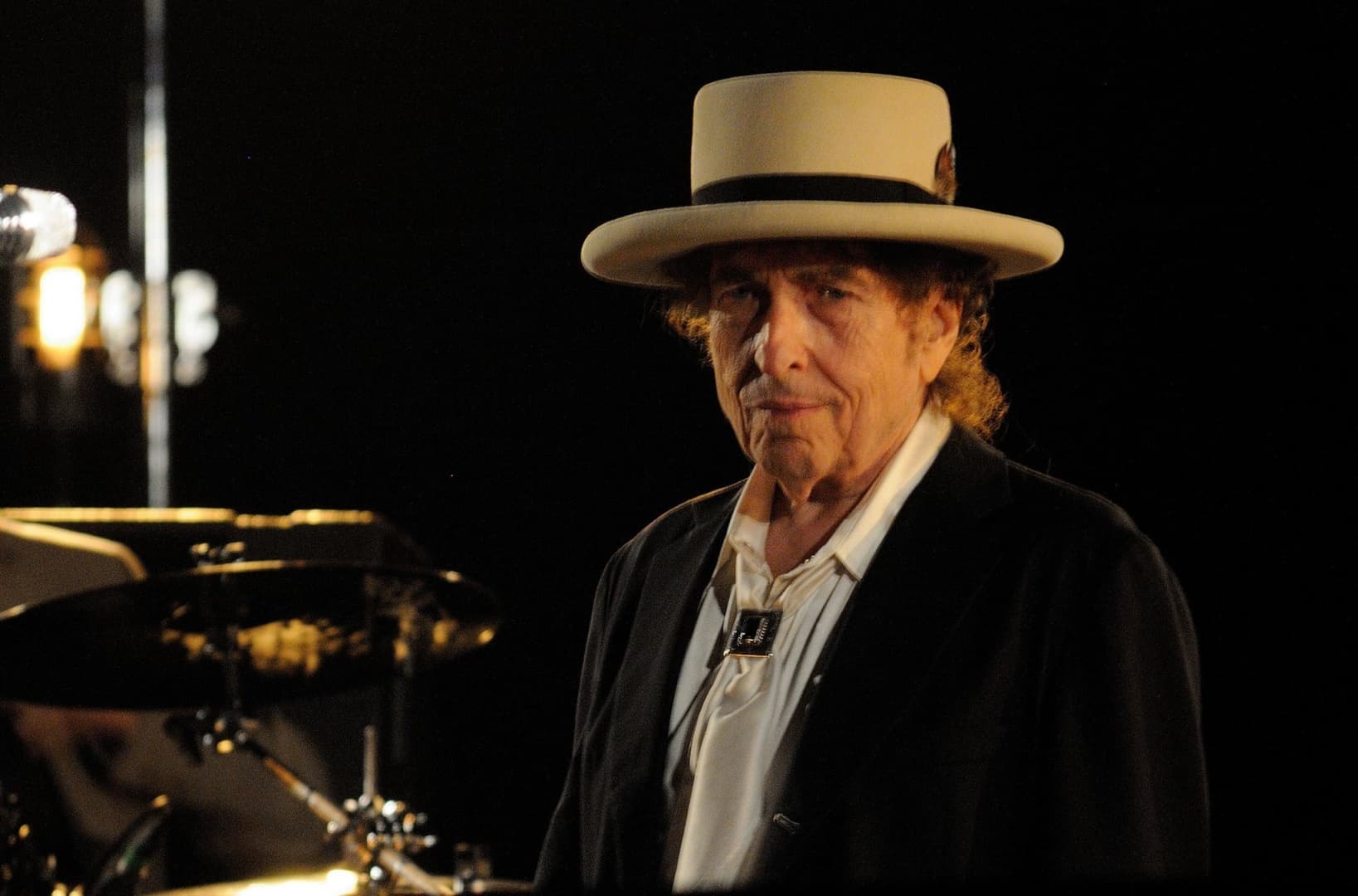 Bob Dylan átvette az irodalmi Nobel-díjat Stockholmban