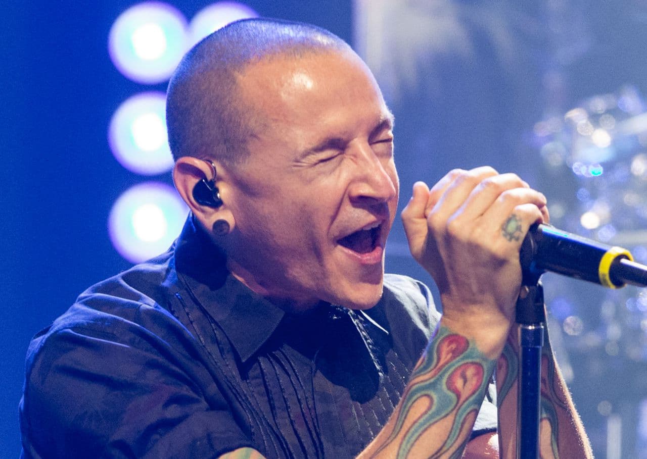 Öngyilkos lett Chester Bennington, a Linkin Park énekese!