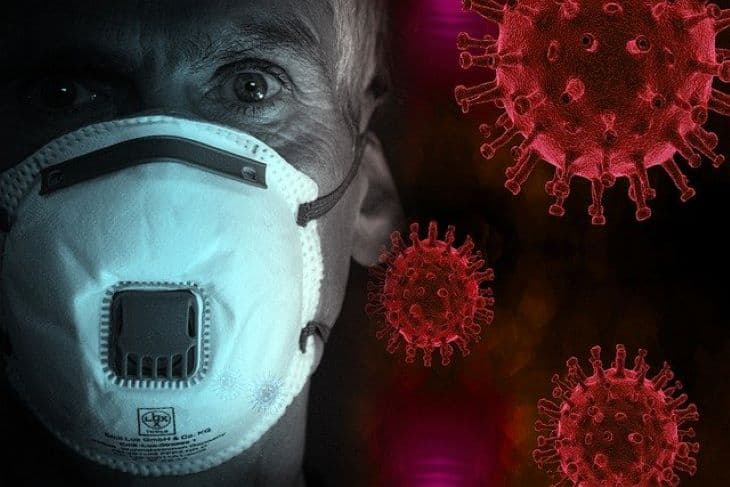 A koronavírus-fertőzöttek száma a világon 114 millió, a halálos áldozatoké meghaladta a 2,53 milliót