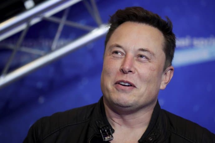 Elon Musk rengeteget változott az évek során - egy plasztikai sebész szerint nagyon mélyen a zsebébe nyúlt a milliárdos üzletember