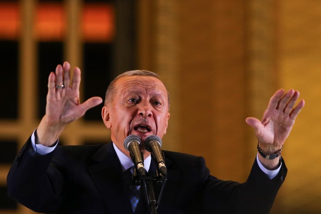 Putyin hízeleg a török választásokat megnyerő Erdogannak