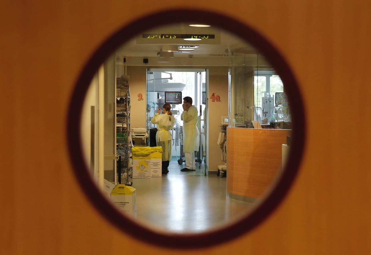 Hollandiában a 12 év alatti gyerekek számára is engedélyeznék az eutanáziát