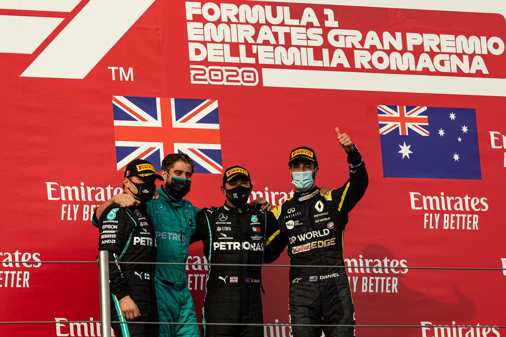 Emilia Romagna Nagydíja: Hamilton ismét nyert, világbajnok a Mercedes