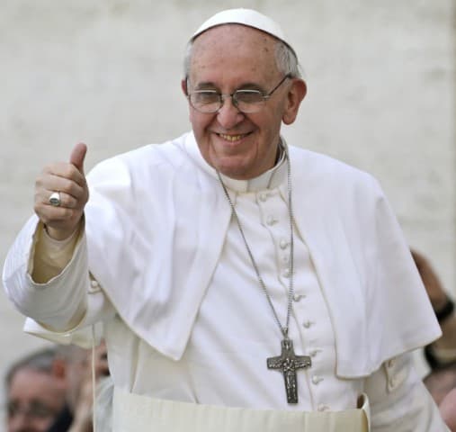 Ferenc pápa megerősítette elkötelezettségét amellett, hogy véget vessenek a papok által elkövetett szexuális visszaéléseknek
