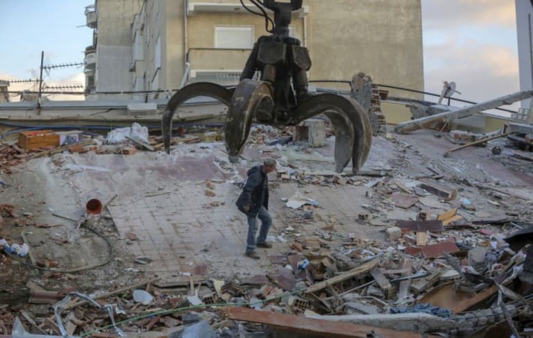 Újabb halálos áldozatait találták meg az albániai földrengésnek