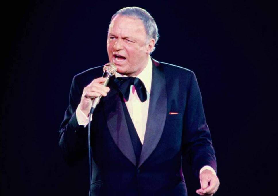 A vártnál magasabb áron keltek el a Frank Sinatra emléktárgyai