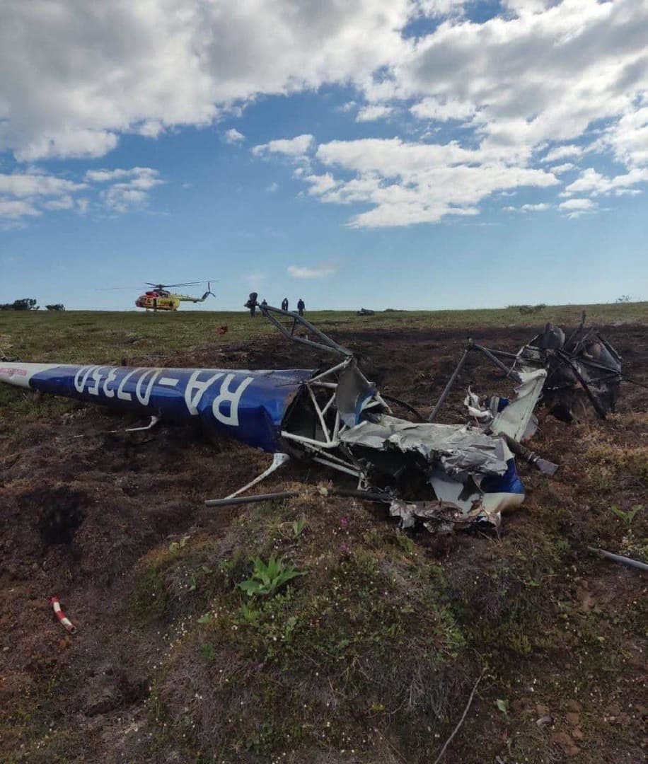 Szörnyű részletek derültek ki a kamcsatkai helikopter-balesetről: a medvék kirángatták az áldozatokat a roncsokból