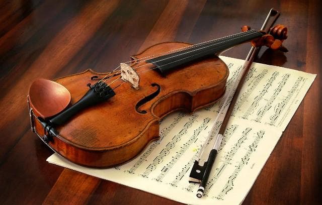 Az emberi hangot imitálták az első hegedűk