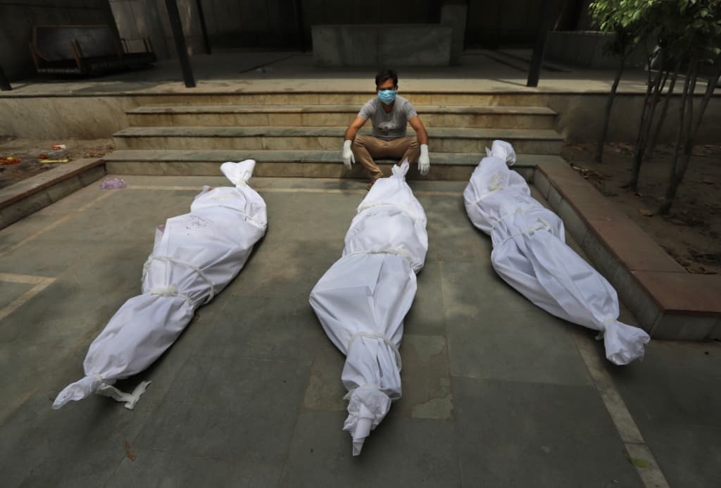 Hiányzó orvosi oxigén miatt halnak meg betegek, rendkívül súlyos és csak egyre romlik a helyzet Indiában